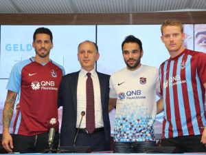 Trabzonspor, Yeni Transferlerine İmza Attırdı