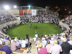 8. Dünya Uluslararası Aba Güreşleri Kıran Kırana Geçti.