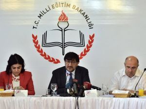 "’Evrim Kalktı’ Diyen Zır Cahildir"