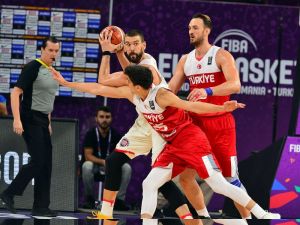 İlk Yarı İspanya’nın
