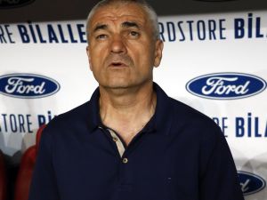 “Eto’o Sorunlarını Sahaya Taşımıyor”