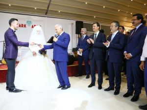 Başbakan Yıldırım 15 Temmuz Gazisinin Nikah Şahidi Oldu