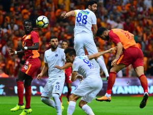 İlk Yarıda Tek Gol Var