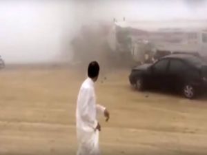 Sis Yüzünden Yaşanan Zincirleme Kaza Kamerada