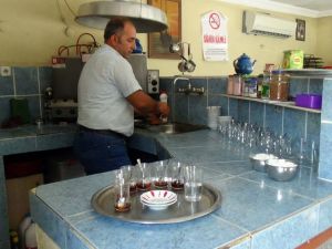 Çalışacak Personel Bulamadığı İçin İş Yerini Kapatacak