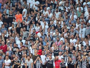 Vodafone Park’ta Gerginlik: Gözaltılar Var