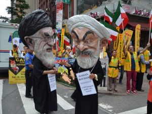 İran Cumhurbaşkanı Ruhani Abd’de Protesto Edildi