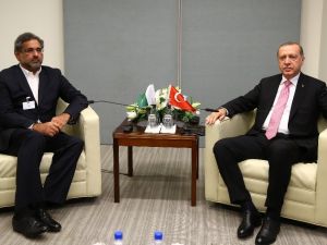 Cumhurbaşkanı Erdoğan Pakistan Başbakanı Abbasi’yi Kabul Etti