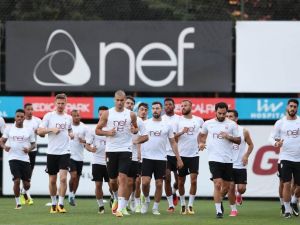 Galatasaray, Bursaspor Maçı Hazırlıklarını Sürdürdü
