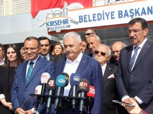 "Tüm Seçenekler Görüşüldü, Her Şey Masada"