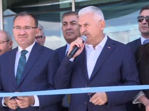 Başbakan, Neşet Ertaş Kültür Merkezinin Açılışını Yaptı