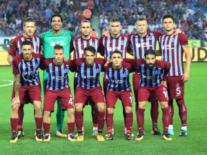 Trabzonspor Bir İleri Bir Geri