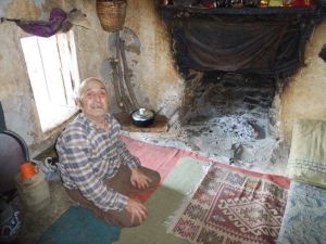 Mağara Gibi Evde Yaşam Mücadelesi