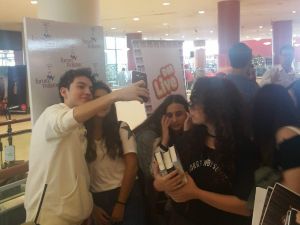 Wattpad Yazarları Trabzon’da Hayranlarıyla Buluştu