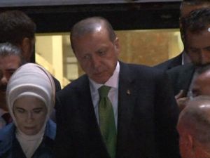 Erdoğan’dan Vefat Eden Ak Partili Vekilin Ailesine Ziyaret