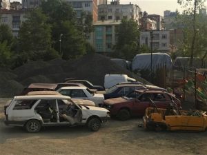 Akçaabat’ta Hurda Araçlar Toplandı