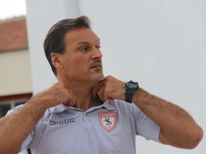 Alpay Özalan İstifasını Yönetime Sundu