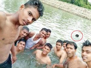 Onlar Bu Selfie’yi Çekerken...