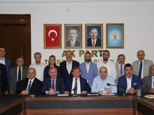 Ak Parti İl Başkanı Revi Basın Toplantısı Düzenledi