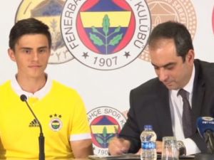 "Uzun Yıllar Fenerbahçe’de Kalmak İstiyorum"