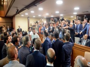 İstanbul Büyükşehir Belediye Başkanı İkinci Turda da Seçilemedi