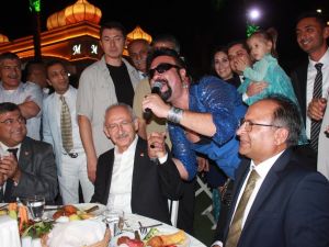 Sünnet Düğününe Katılan Kılıçdaroğlu’na Jest