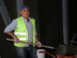 Kıbrıs Gazisi İnşaatlarda Çalışarak 5 Çocuk Büyüttü
