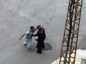 Kocası Kaçtı, Kadın Saldırganla Baş Başa Kaldı