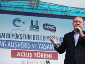 "Bu Fetö Denen Adam Ümmeti Parçaladı"