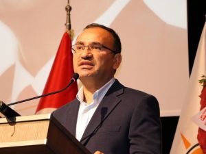 "Türkiye 10 Civarı Terör Örgütüyle Tek Başına Mücadele Ediyor"