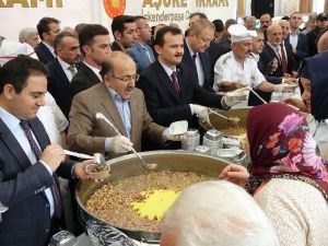 Trabzon’da Cumhurbaşkanlığı’ndan Aşure İkramı