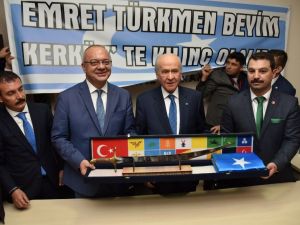 Bahçeli’ye İlginç Hediye !