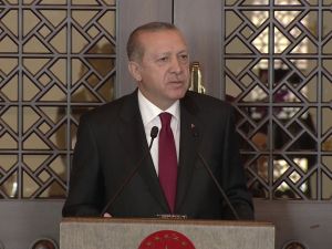 "Hava Sahaları Ve Sınırlar Da Kapatılacak"