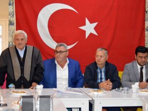 Turgutlu Mhp’de Toplu İstifa