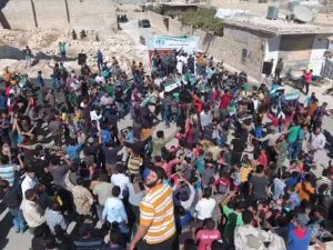 Halep Halkı Deyr Ez Zor Katliamını Kınadı