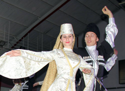 500 Dansçı Doğu Karadeniz’e Geliyor