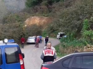 Arazi Yüzünden Kardeşi Ve Yengesini Öldürdü