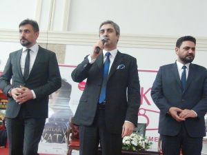 ’Kurtlar Vadisi’ Ekibi Sevenleriyle Buluştu