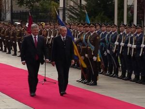 Erdoğan Ukrayna’da Resmi Törenle Karşılandı