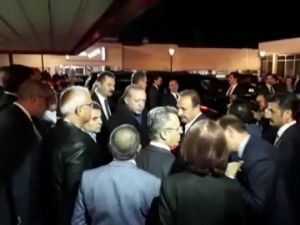 Cumhurbaşkanı Erdoğan, Baykal’ı Hastanede Ziyaret Etti