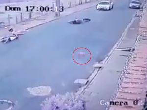 Motosiklet Sürücüsünün Bacağı Koptu