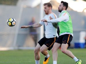 Galatasaray Derbiye Sıkı Hazırlanıyor