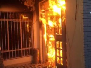 Peşmerge Türkmen Cephesi Karargahını Yaktı