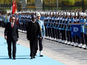 Erdoğan Nijeryalı Mevkidaşını Törenle Karşıladı