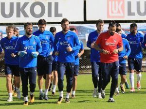Rıza Çalımbay Savunmaya Önlem Alıyor