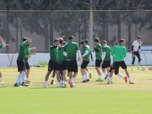 Denizlispor’da Adana Demirspor Mesaisi Sürüyor