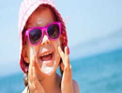 Yaz güneşi çocuğunuzu hasta etmesin