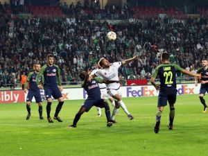 Konyaspor Evinde Yıkıldı