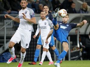 İlk Yarı Sessiz Bitti