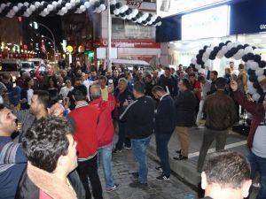 İphone 8 Trabzon’da Atma Türkü İle Satışa Sunuldu